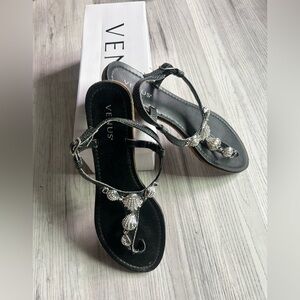 VENUS Sparkling Shell Sandals